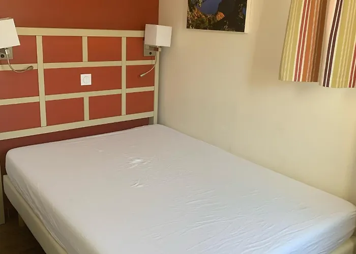 Cap Esterel 2 Pieces Climatise 4-5pers Piscines Parking Draps Wifi Lägenhet Saint-Raphaël