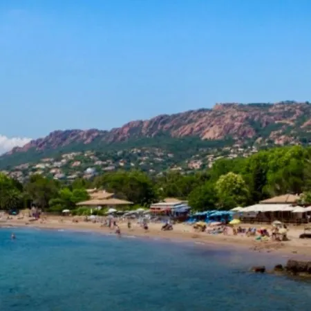 Apartment Cap Esterel 2 Pieces Climatise 4-5pers Piscines Parking Wifi