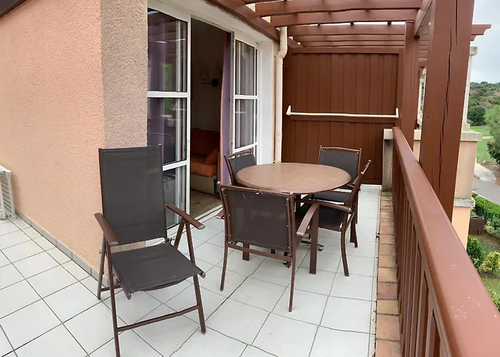 Cap Esterel 2 Pieces Climatise 4-5pers Piscines Parking Draps Wifi *